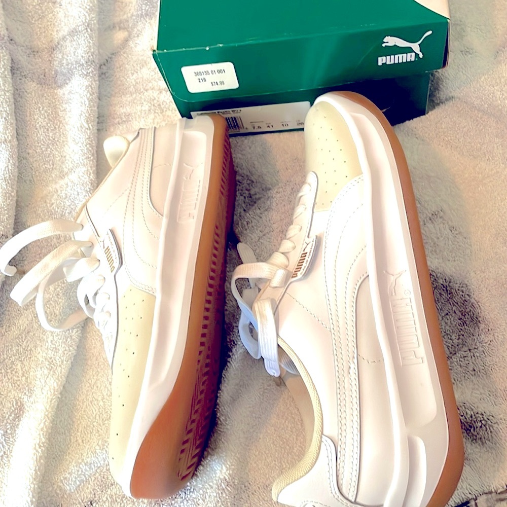 WOMENS PUMA SNEAKER - WHISPER WHITE-GOLD- SIZE 10 - Picture 7 of 7